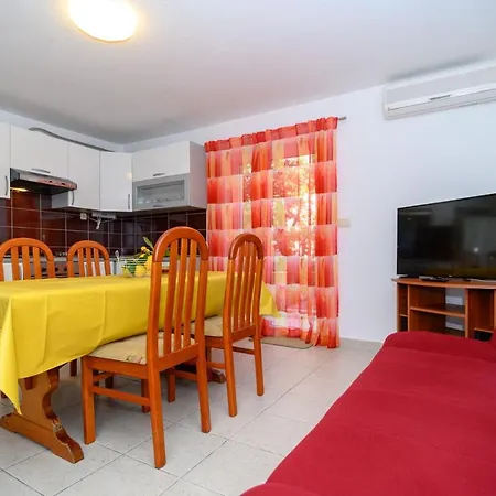 Apartments Vice Trogir Exterior photo