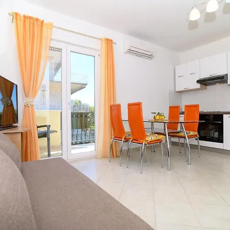 Apartments Vice Trogir Exterior photo
