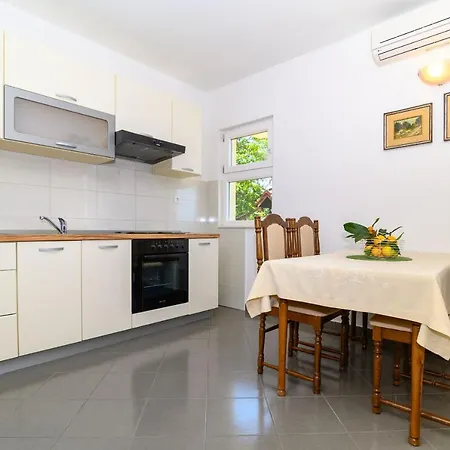 Apartments Vice Trogir Exterior photo