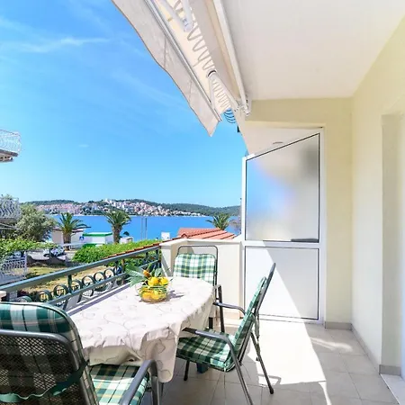Apartments Vice Trogir Exterior photo