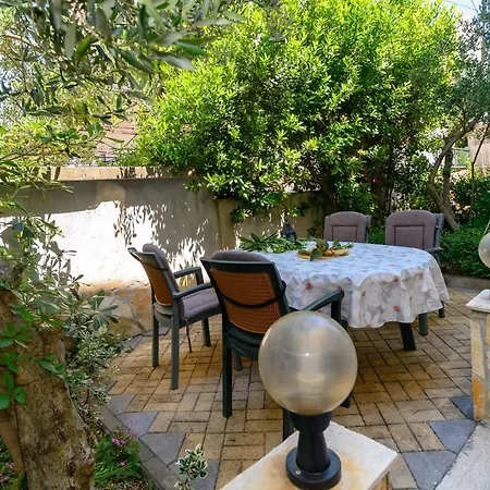 Apartments Vice Trogir Exterior photo
