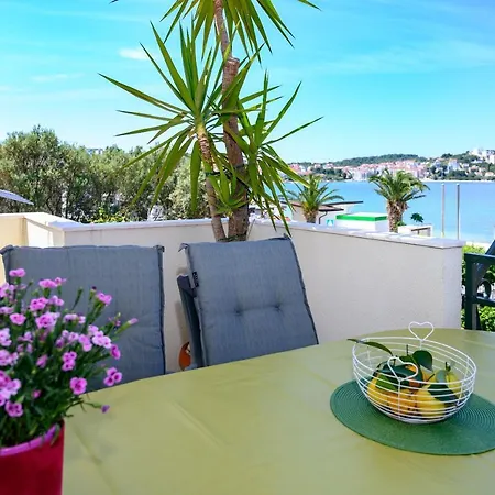 Apartments Vice Trogir Exterior photo