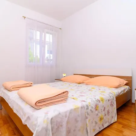 Apartments Vice Trogir Exterior photo