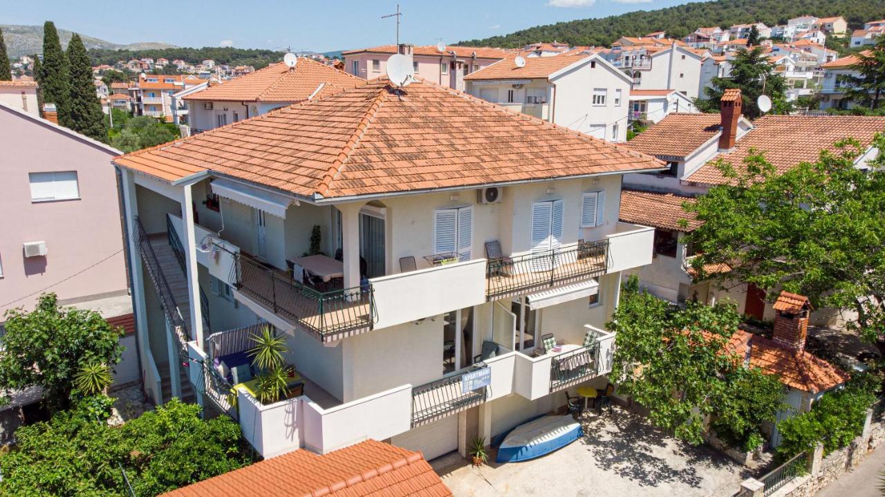 Apartament Vice *