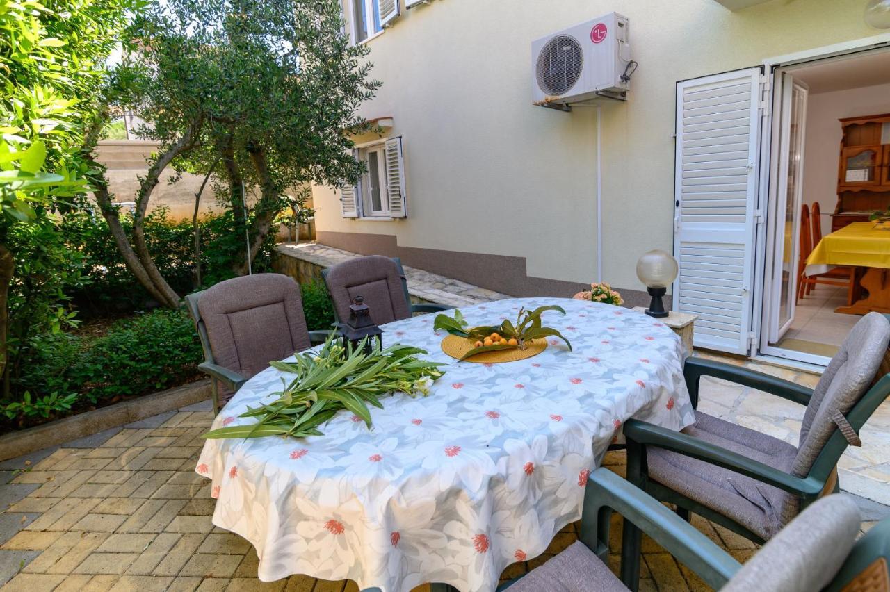 Vice Apartment *
